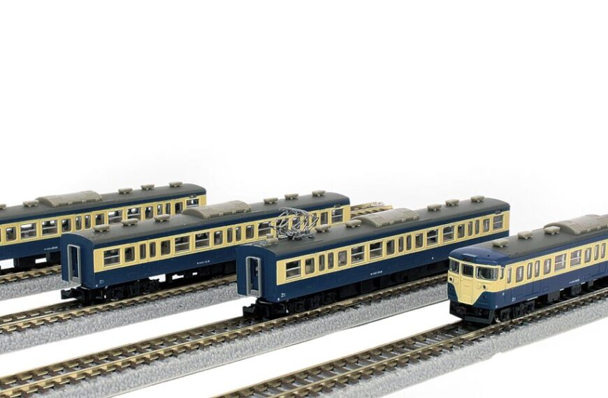 T003-1 国鉄 113系 1500番代 横須賀色 ４両基本セット