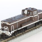 T012-8 DE10 1500番代 B寒地形 1705号機(茶色塗装）