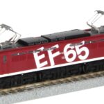 T035-2 EF65形電気機関車1000番代 1019号機 レインボー塗装